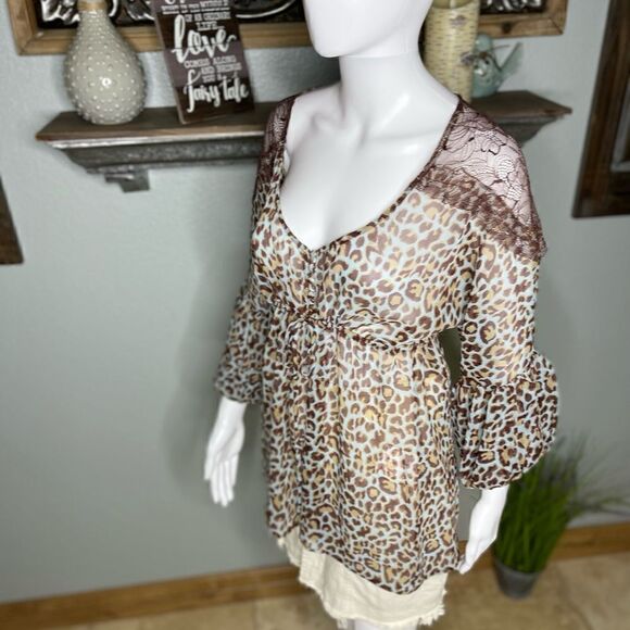 BCBG Maxazria Sheer Blue Brown Leopard Print Blouse Top Size Medium - Picture 15 of 15